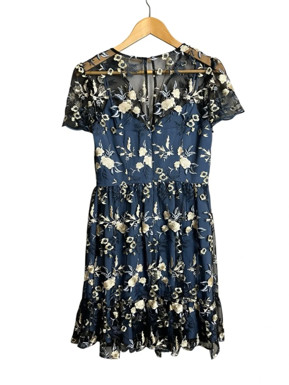 Gal Meets Glam Bridget size 6 - Picture 5 of 8